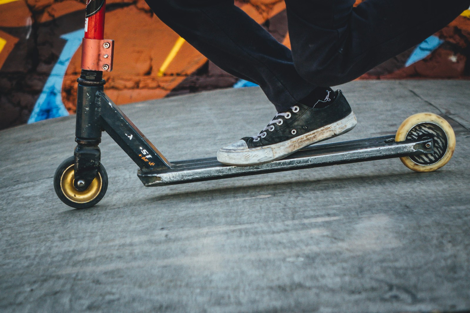 Grip trottinette freestyle : comment le choisir pour une bonne adhérence ?