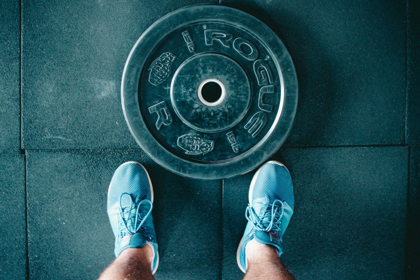 Le Pull Over Muscu : Un Exercice Indispensable pour un Dos Puissant