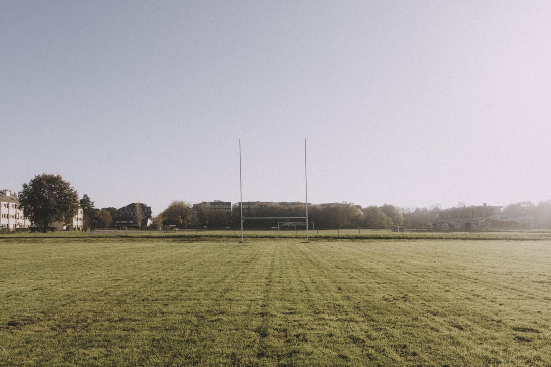 Pourquoi pas de nom sur les maillots de rugby : tradition ou stratégie ?