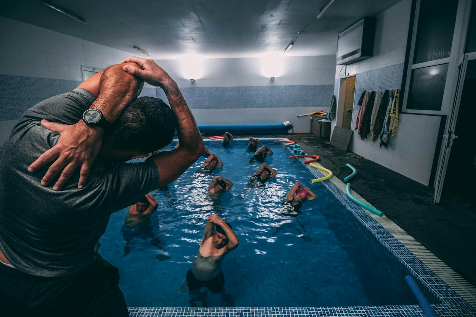 Pourquoi l’aquagym et l’aquabike sont les alliés parfaits du sportif du dimanche ?